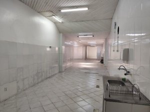 Loja com 200m² no bairro Navegantes em Porto Alegre para Alugar