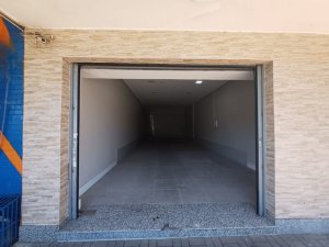 Loja com 160m² no bairro Cristo Redentor em Porto Alegre para Alugar