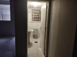 Loja com 160m² no bairro Cristo Redentor em Porto Alegre para Alugar