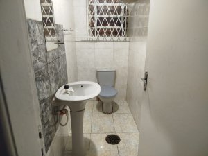 Loja com 160m² no bairro Cristo Redentor em Porto Alegre para Alugar