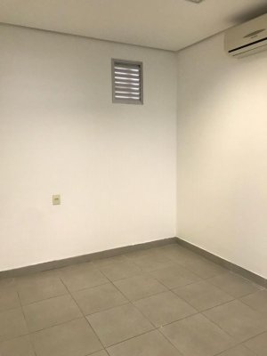 Loja com 212m² no bairro Cristo Redentor em Porto Alegre para Alugar