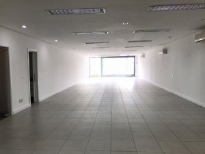 Loja com 212m² no bairro Cristo Redentor em Porto Alegre para Alugar