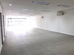 Loja com 212m² no bairro Cristo Redentor em Porto Alegre para Alugar
