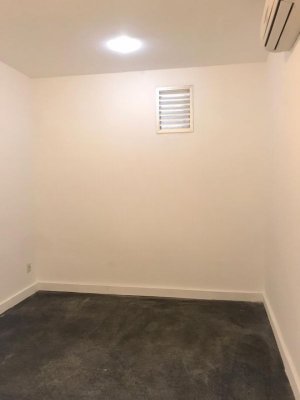 Loja com 212m² no bairro Cristo Redentor em Porto Alegre para Alugar