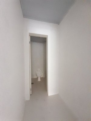 Loja com 34m² no bairro Passo da Areia em Porto Alegre para Alugar