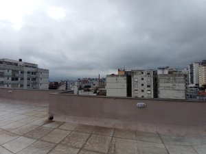 Apartamento com 35m², 1 dormitório no bairro Centro Histórico em Porto Alegre para Alugar