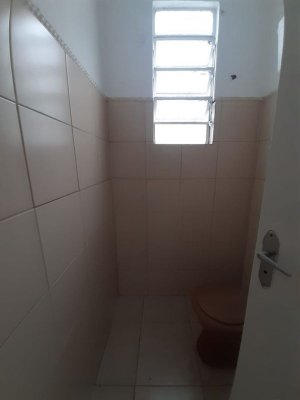 Loja com 295m² no bairro São João em Porto Alegre para Alugar