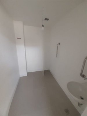 Loja com 60m² no bairro São João em Porto Alegre para Alugar