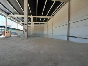 Loja com 80m² no bairro Sarandi em Porto Alegre para Alugar