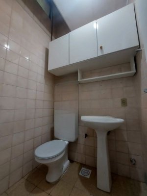 Loja com 47m² no bairro Petrópolis em Porto Alegre para Alugar