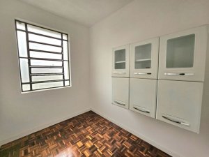 Apartamento com 95m², 3 dormitórios no bairro Moinho de Vento em Porto Alegre para Alugar