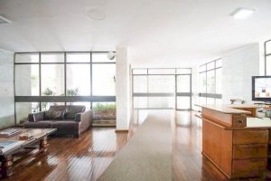 Apartamento com 95m², 3 dormitórios no bairro Moinho de Vento em Porto Alegre para Alugar