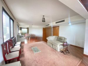 Apartamento com 160m², 3 dormitórios no bairro Bela Vista em Porto Alegre para Alugar