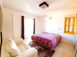 Apartamento com 136m², 3 dormitórios no bairro Centro Histórico em Porto Alegre para Alugar