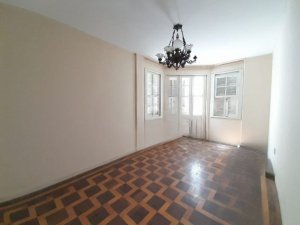 Apartamento com 84m², 2 dormitórios no bairro Centro Histórico em Porto Alegre para Alugar