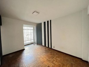 Apartamento com 102m², 2 dormitórios no bairro Centro Histórico em Porto Alegre para Alugar