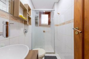 Apartamento com 56m², 2 dormitórios no bairro Chácara das Pedras em Porto Alegre para Alugar