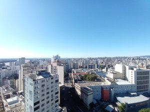 Apartamento com 63m², 2 dormitórios no bairro Centro Histórico em Porto Alegre para Alugar