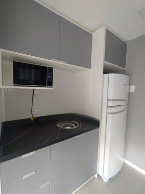 Apartamento com 30m², 1 dormitório no bairro Santana em Porto Alegre para Alugar