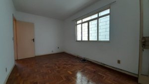 Apartamento com 65m², 2 dormitórios no bairro Glória em Porto Alegre para Alugar