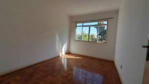 Apartamento com 65m², 2 dormitórios no bairro Glória em Porto Alegre para Alugar
