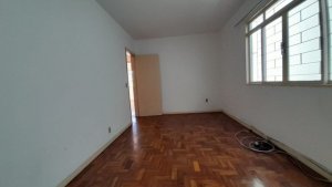 Apartamento com 65m², 2 dormitórios no bairro Glória em Porto Alegre para Alugar