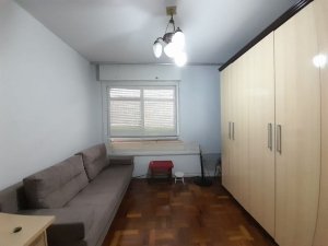 Apartamento com 85m², 2 dormitórios no bairro Floresta em Porto Alegre para Alugar