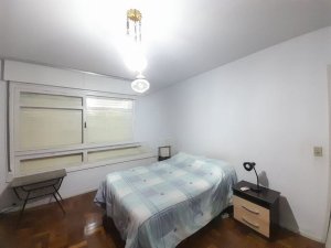 Apartamento com 85m², 2 dormitórios no bairro Floresta em Porto Alegre para Alugar