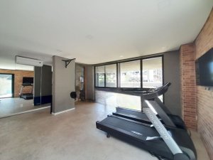 Apartamento com 70m², 2 dormitórios no bairro Menino Deus em Porto Alegre para Alugar