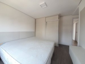 Apartamento com 70m², 2 dormitórios no bairro Menino Deus em Porto Alegre para Alugar