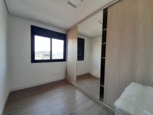 Apartamento com 70m², 2 dormitórios no bairro Menino Deus em Porto Alegre para Alugar