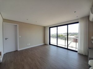 Apartamento com 70m², 2 dormitórios no bairro Menino Deus em Porto Alegre para Alugar