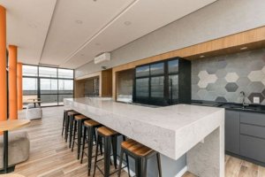 Apartamento com 41m², 1 dormitório no bairro Azenha em Porto Alegre para Alugar