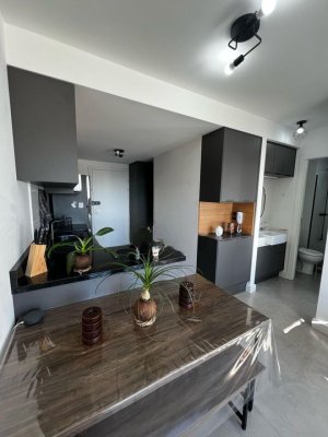 Apartamento com 41m², 1 dormitório no bairro Azenha em Porto Alegre para Alugar