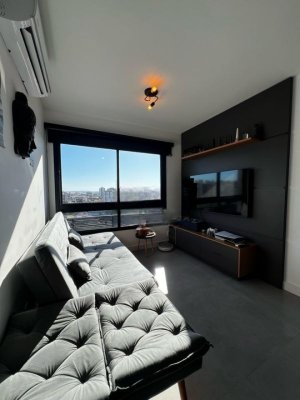 Apartamento com 41m², 1 dormitório no bairro Azenha em Porto Alegre para Alugar