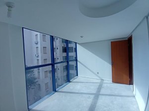 Salas/Conjuntos com 60m² no bairro Centro Histórico em Porto Alegre para Alugar