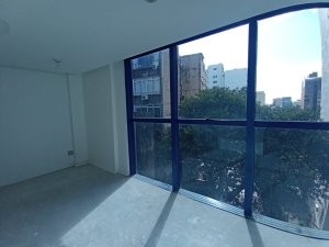 Salas/Conjuntos com 60m² no bairro Centro Histórico em Porto Alegre para Alugar