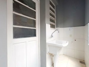 Apartamento com 86m², 2 dormitórios no bairro Lomba do Pinheiro em Porto Alegre para Alugar