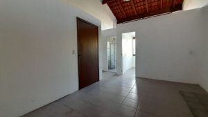 Apartamento com 39m², 1 dormitório no bairro Teresópolis em Porto Alegre para Alugar