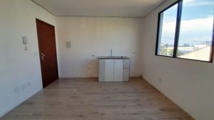 Apartamento com 39m², 1 dormitório no bairro Teresópolis em Porto Alegre para Alugar