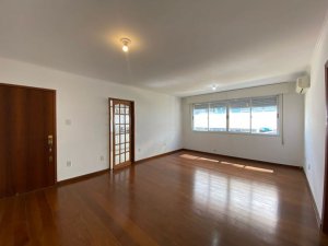 Apartamento com 108m², 1 dormitório no bairro Três Figueiras em Porto Alegre para Alugar