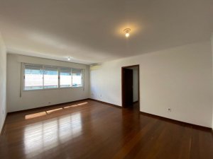 Apartamento com 108m², 1 dormitório no bairro Três Figueiras em Porto Alegre para Alugar