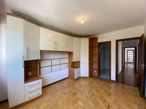 Apartamento com 108m², 1 dormitório no bairro Três Figueiras em Porto Alegre para Alugar