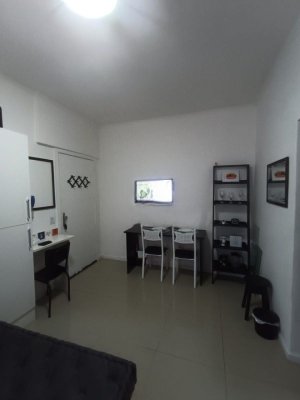 Apartamento com 33m², 1 dormitório no bairro Centro Histórico em Porto Alegre para Alugar