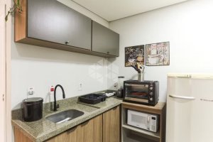 Apartamento com 28m², 1 dormitório no bairro Farroupilha em Porto Alegre para Alugar
