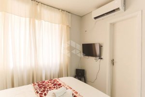 Apartamento com 28m², 1 dormitório no bairro Farroupilha em Porto Alegre para Alugar