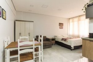 Apartamento com 28m², 1 dormitório no bairro Farroupilha em Porto Alegre para Alugar