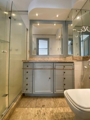 Apartamento com 272m², 4 dormitórios no bairro Chácara das Pedras em Porto Alegre para Alugar