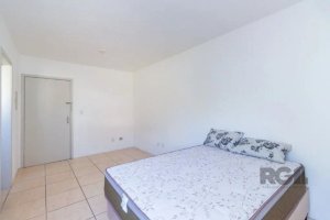 Apartamento com 26m², 1 dormitório no bairro Menino Deus em Porto Alegre para Alugar