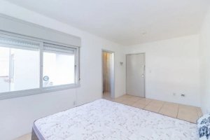 Apartamento com 26m², 1 dormitório no bairro Menino Deus em Porto Alegre para Alugar